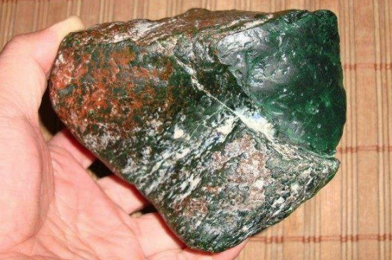 不同场口翡翠的特点