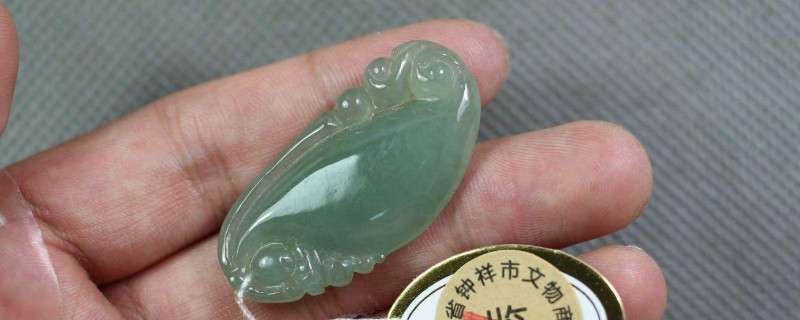 油青种翡翠如何看水头