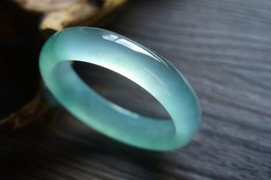 怎么识别翡翠真假