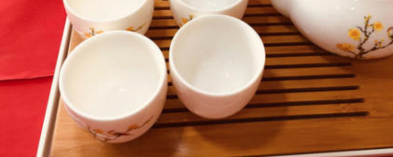 羊脂玉茶具跟白瓷区别