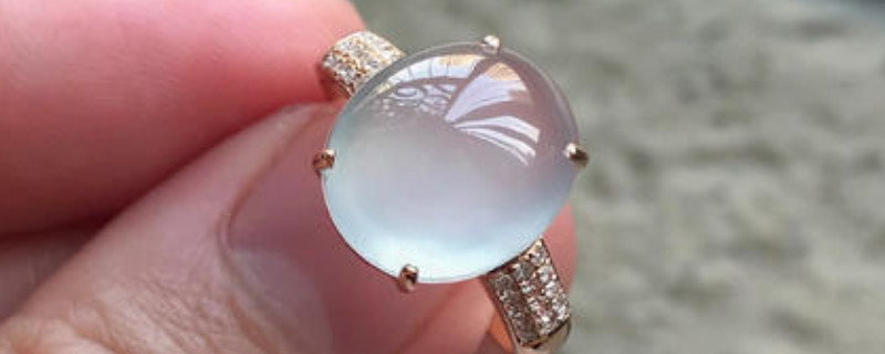 玻璃种翡翠的硬度是多少