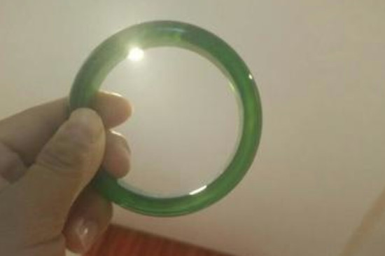 蓝田玉可以用水泡吗