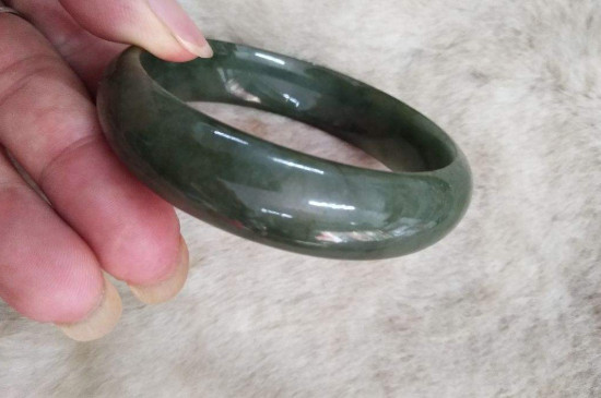 油青料属于什么等级的翡翠