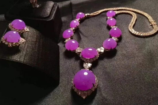 紫罗兰翡翠什么人不适合戴