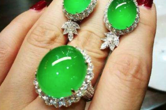 翡翠龙石种是什么种