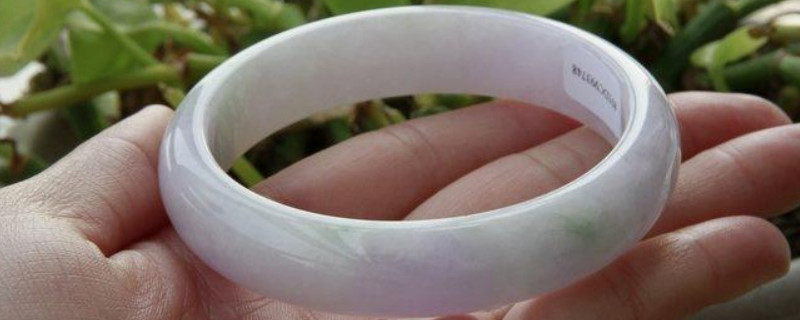 翡翠与玉有什么区别