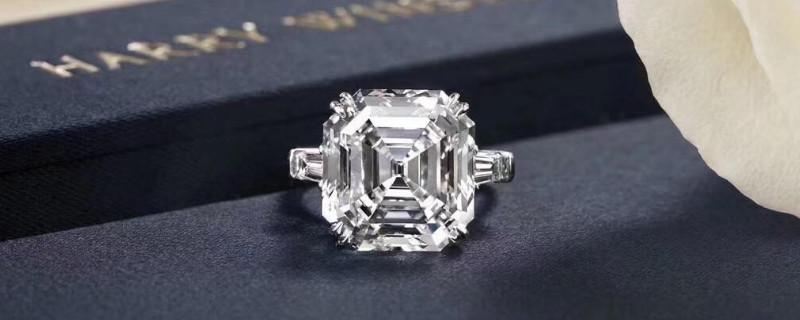 方形戒指寓意是什么