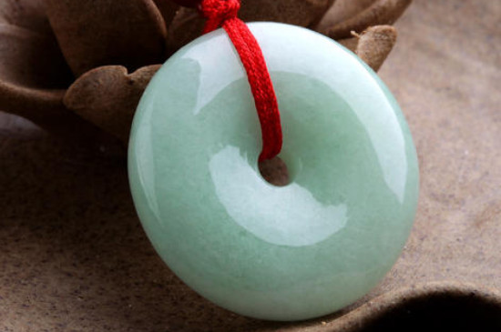 翡翠平安扣绳结编织方法