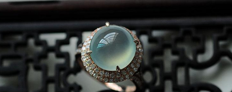 缅甸翡翠和危料有什么区别