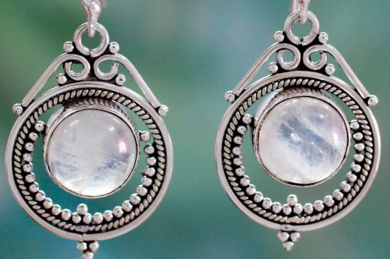 钻石耳环的款式