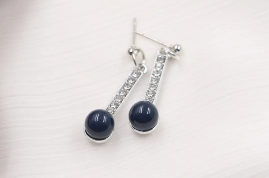 钻石耳环的款式