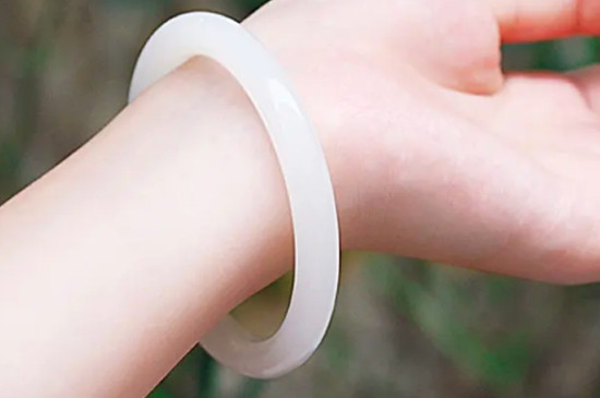 美人条手镯尺寸