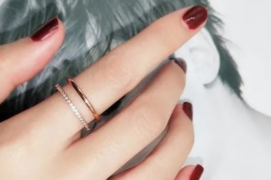 戒指戴在每个手指上的含义是什么