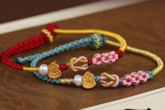 桃花手链的寓意是什么