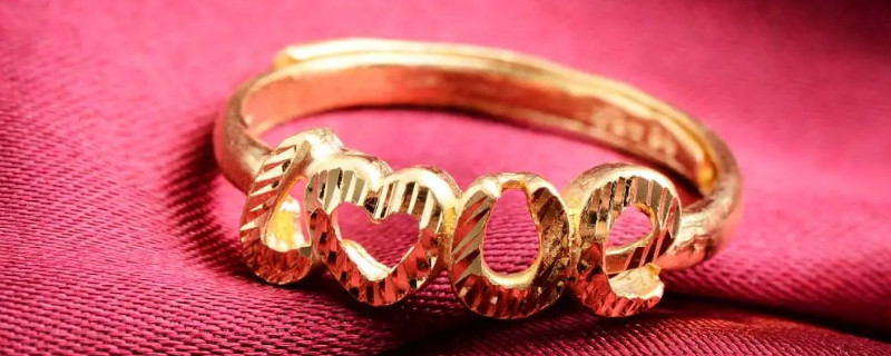 结婚戒指买黄金还是钻石