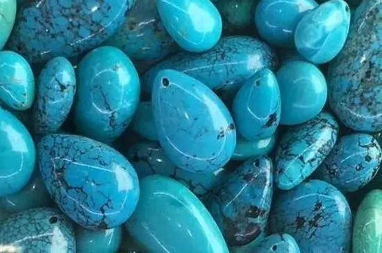 绿松石致密块状结构是什么意思