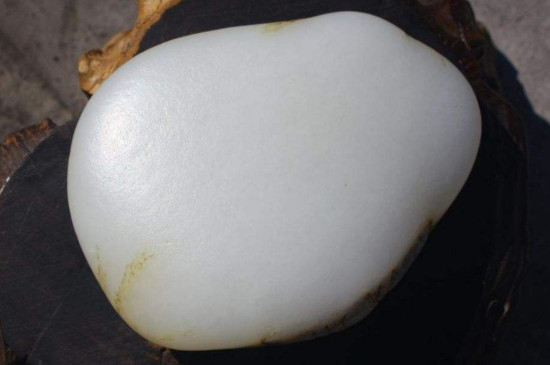 羊脂玉和和田玉区别