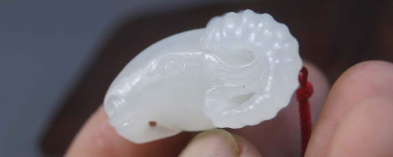 青海料和田玉什么特点