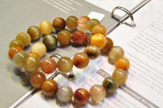 彩发晶的佩戴忌讳