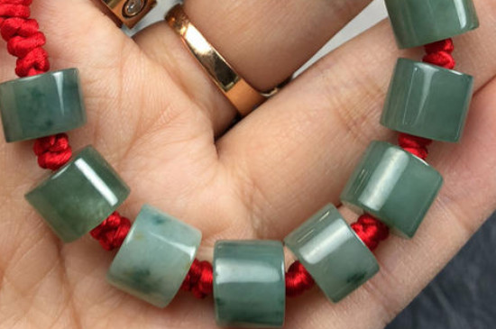 翡翠手串的寓意