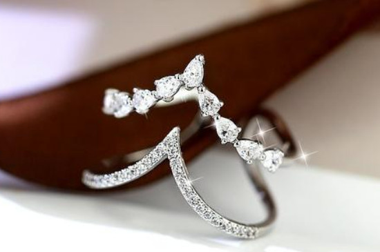 开口戒指怎么自己调