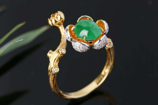 翡翠怎么区分种水好坏