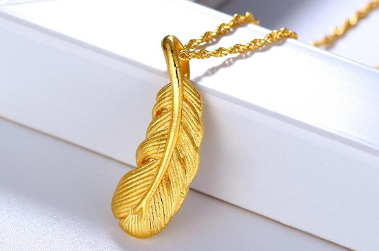 黄金羽毛吊坠是什么寓意