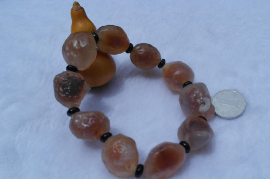 糖心玛瑙是什么材质