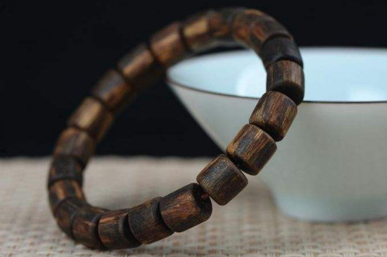 老年人适合戴什么手串