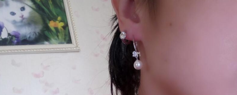 耳扣怎么戴上和取下