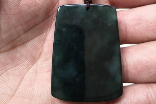 如何区分缅甸翡翠和危料