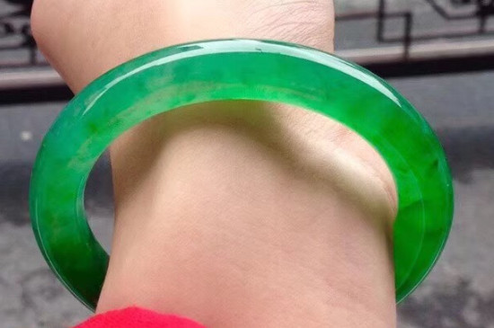 贵州翡翠种水等级