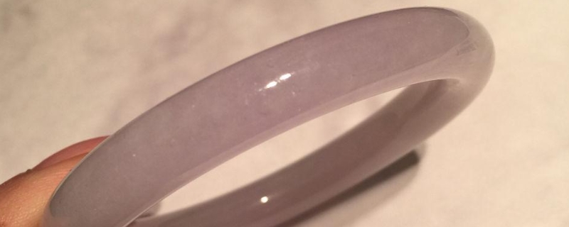 翡翠怎么看是不是合成的