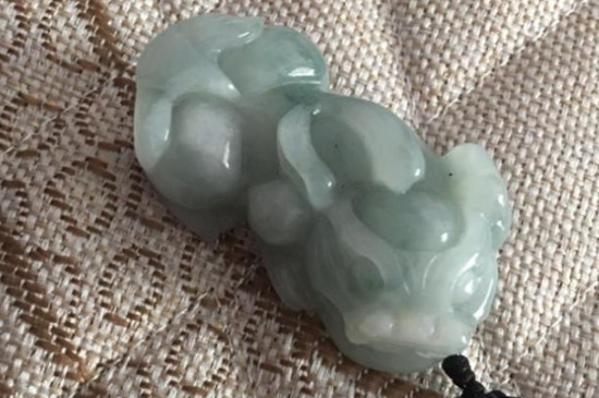 翡翠貔貅怎么选