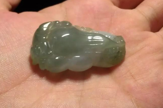 玉与翡翠的区别在哪