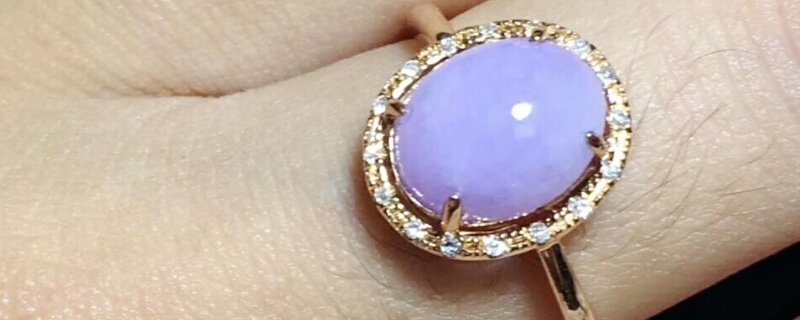 冰种与玻璃种翡翠的区别