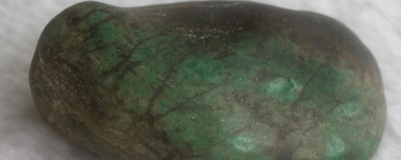 翡翠原石自己怎么打磨