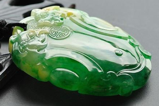 翡翠怎样分真假
