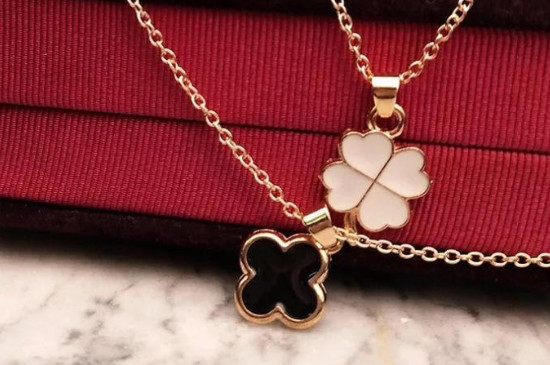 戴四叶草项链的禁忌