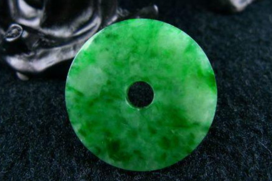 怎么辨别翡翠种老