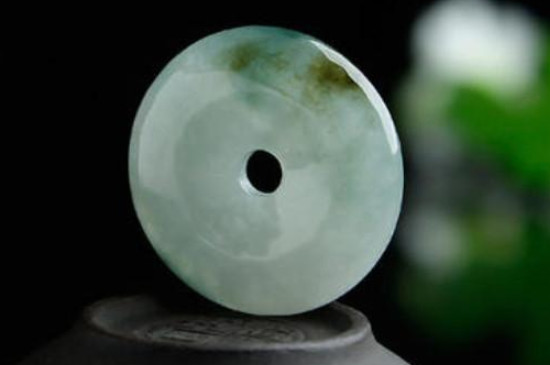 最简单的翡翠清洗方法