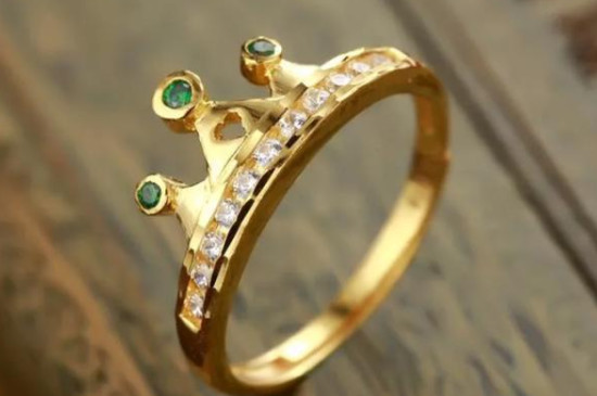 翡翠和黄金能一起戴吗