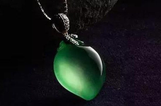 翡翠的石纹和裂纹的区别