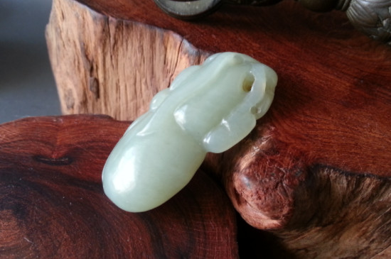 和田玉和翡翠的成分区别