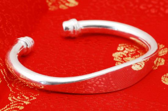 纯银怎么清洗才能亮