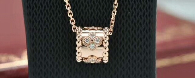 梵克雅宝是黄金色还是玫瑰金