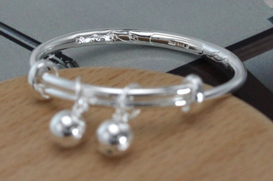 4个9的银子是纯银吗