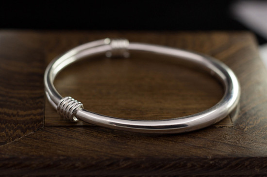 4个9的银子是纯银吗