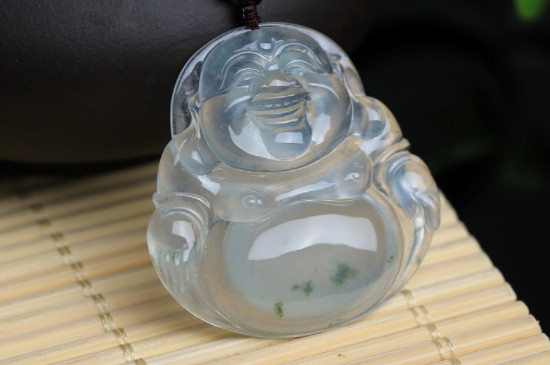 翡翠弥勒佛的寓意和象征
