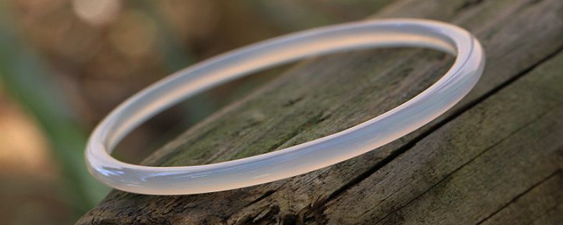 镯子有裂纹怎么补救